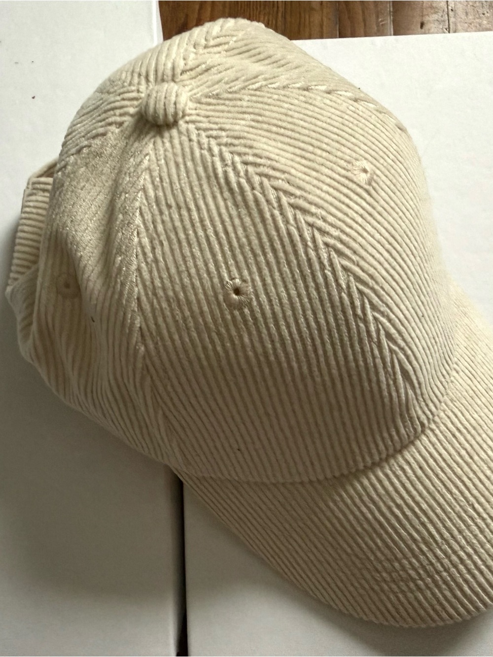 H&M Corduroy Baseball Cap - Beige